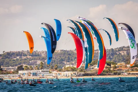 Kitesurf e windsurf a Porto Pollo Sardegna
